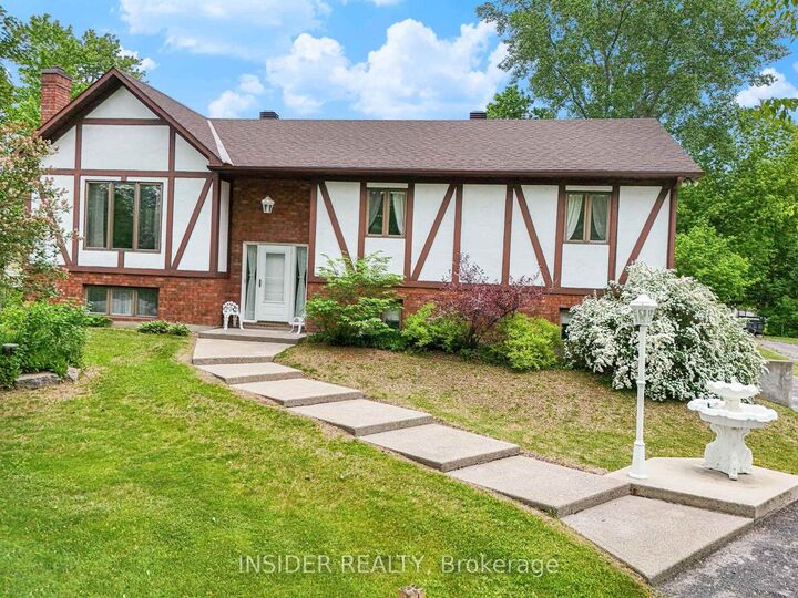 Property Photo: 1887 Canaan Road ON K4K 1K9