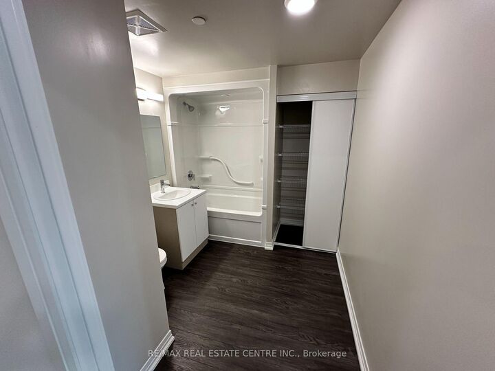 Property Photo:  50 Herrick Avenue 243  ON L2P 2T9 