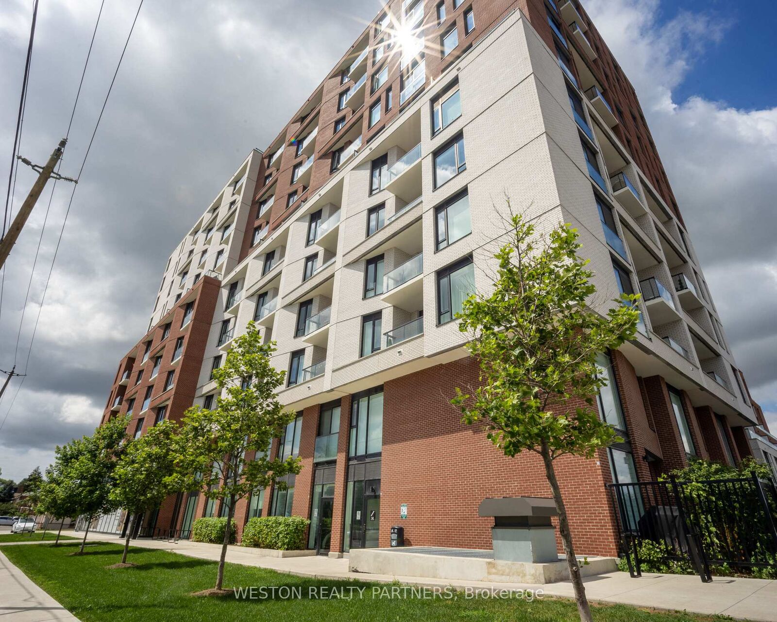 Photo de la propriété: 3100 Keele Street 605 ON M3M 2H4