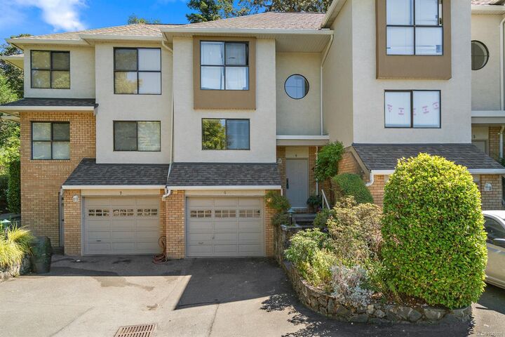 1404 McKenzie Ave #6 — photo 1