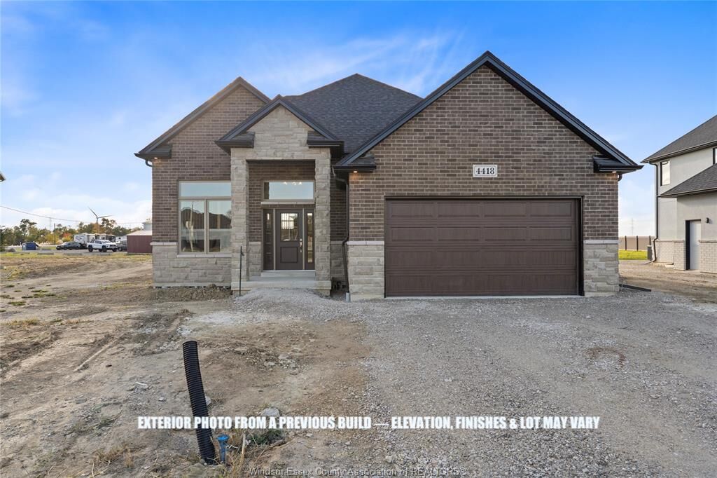 Property Photo: 116 Bloomington Way ON N7L 0H1