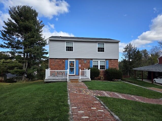 Property Photo: 43 Woodhill Dr PA 15024