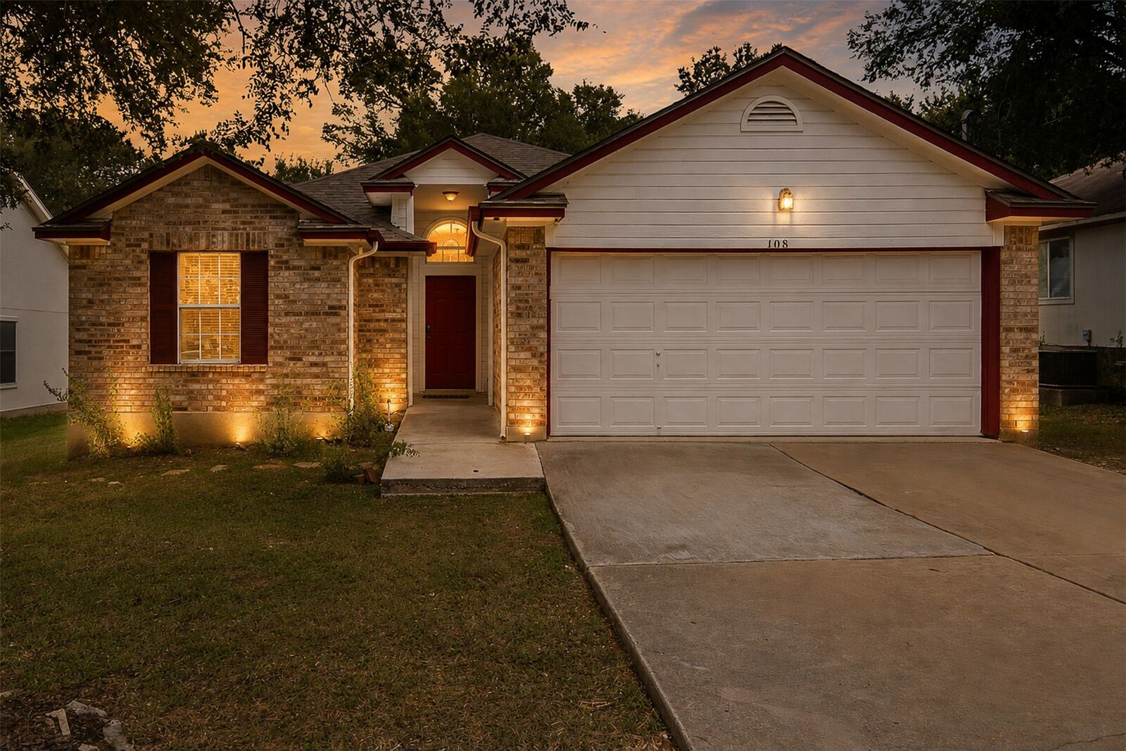 Property Photo: 108 Songbird Court TX 78612