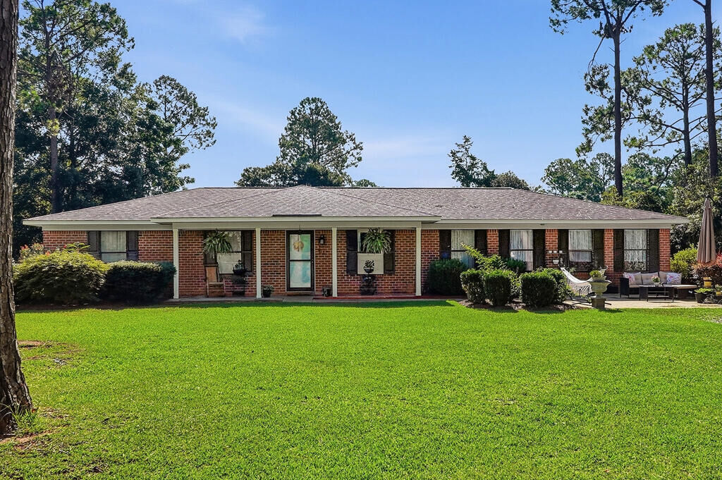 Property Photo:  231 Dunaway Drive  GA 31721 