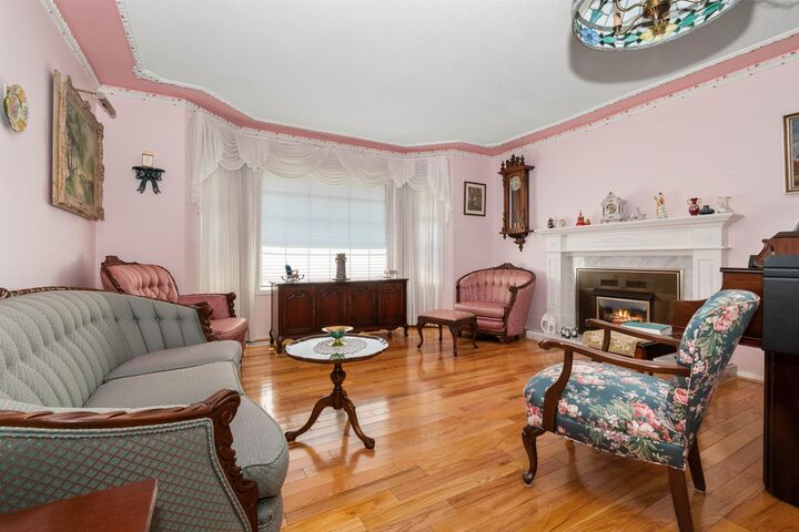 Property Photo: 46669 Ramona Drive BC V2P 8B4