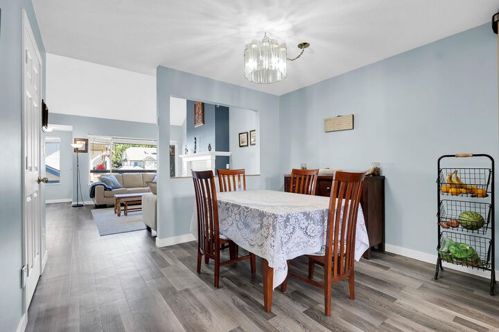 Property Photo: 7837 120A St Street 213 BC V3W 0W9