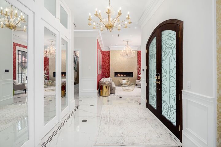 Property Photo: 8483 Wiltshire Street BC V6P 5H6