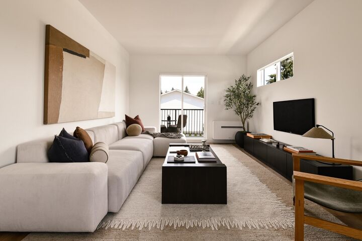 Property Photo: 33520 Kingston Avenue 10 BC V2S 0R6