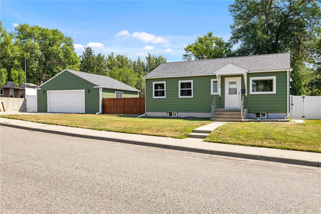 Property Photo: 2809 Illinois Street MT 59102