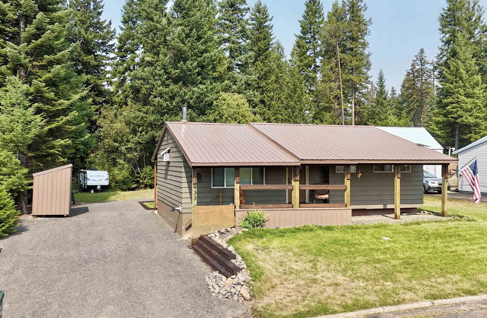 Property Photo: 433 Cedar Drive ID 83546