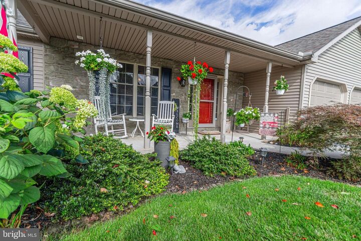 Property Photo: 255 Hedgewick Lane PA 17368