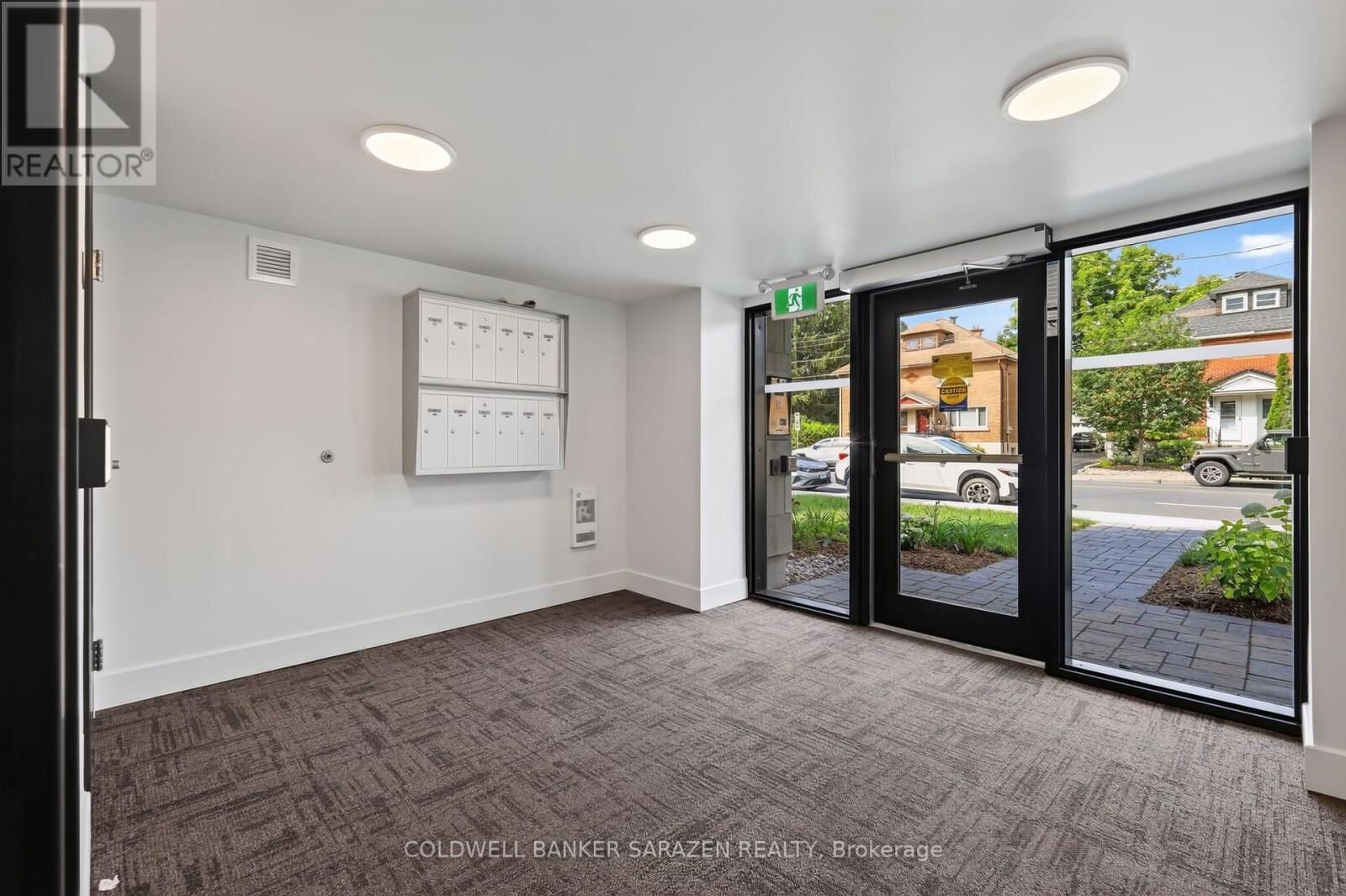 Property Photo:  157 Holland Avenue  ON K1Y 0Y2 