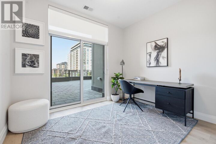 Property Photo:  1882 Gordon Street 320  ON N1L 0P6 