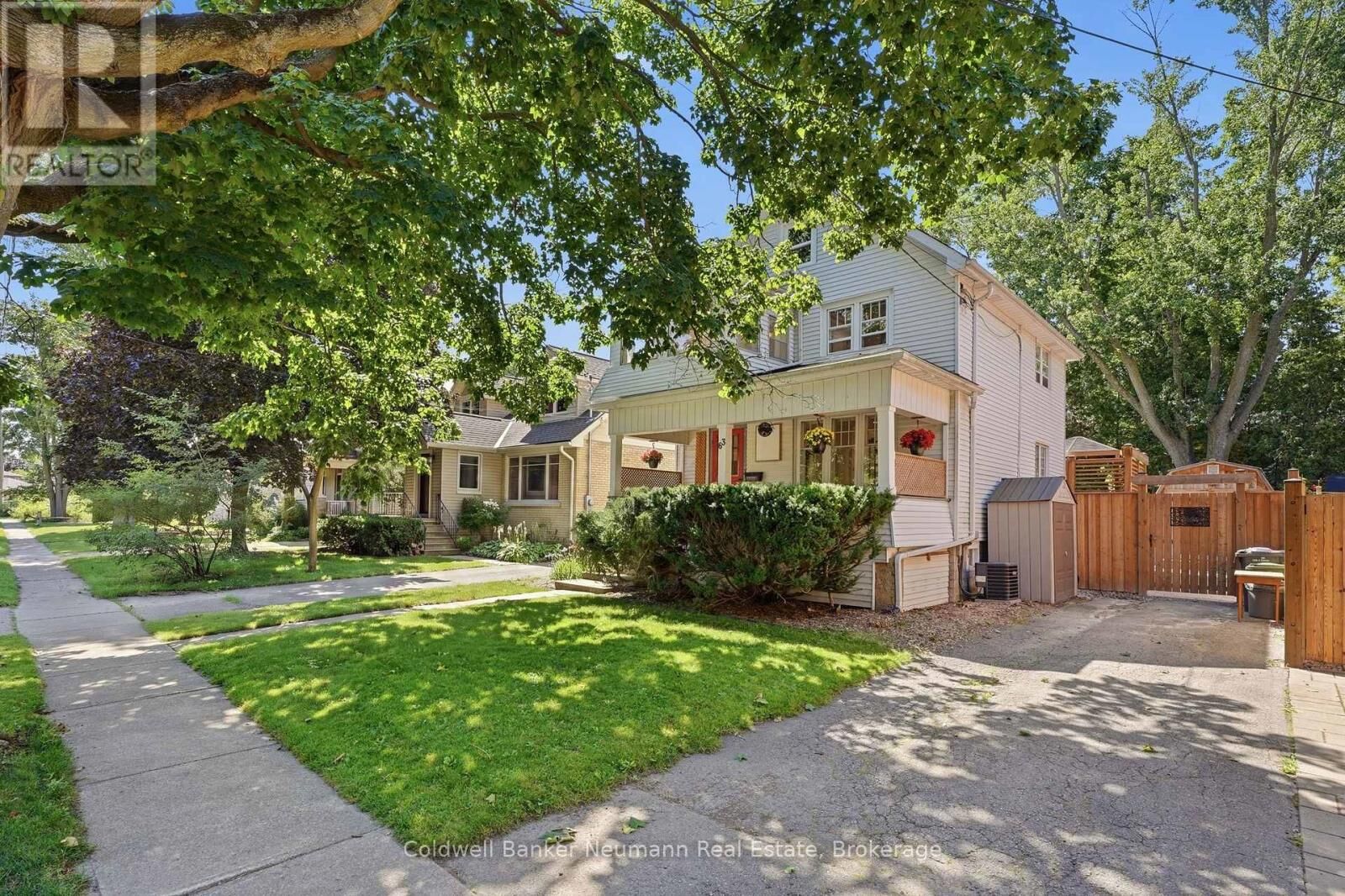 Property Photo:  63 Fountain Street West  ON N1H 3P4 
