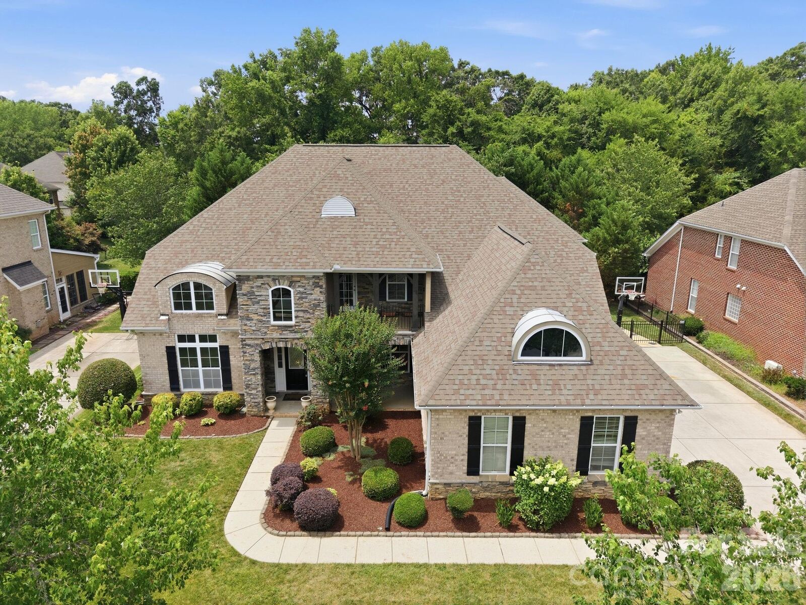 Property Photo: 6812 S Creek Road NC 28277