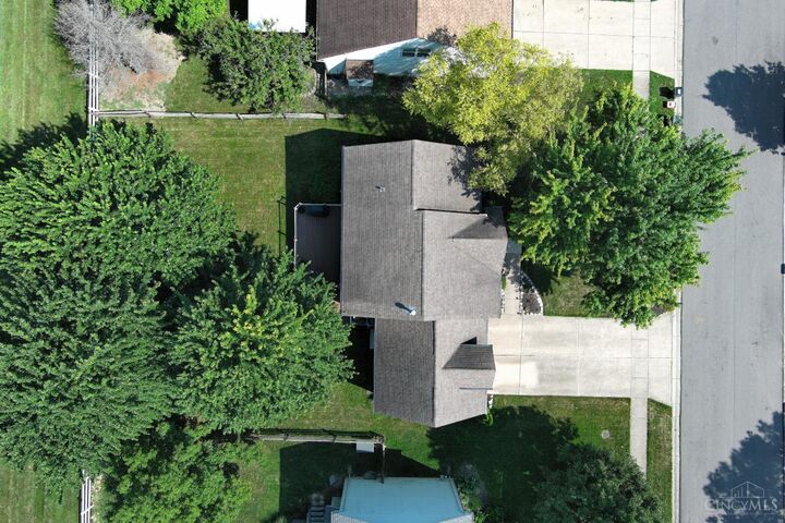 Property Photo: 943 Balsam Wood Lane OH 45036