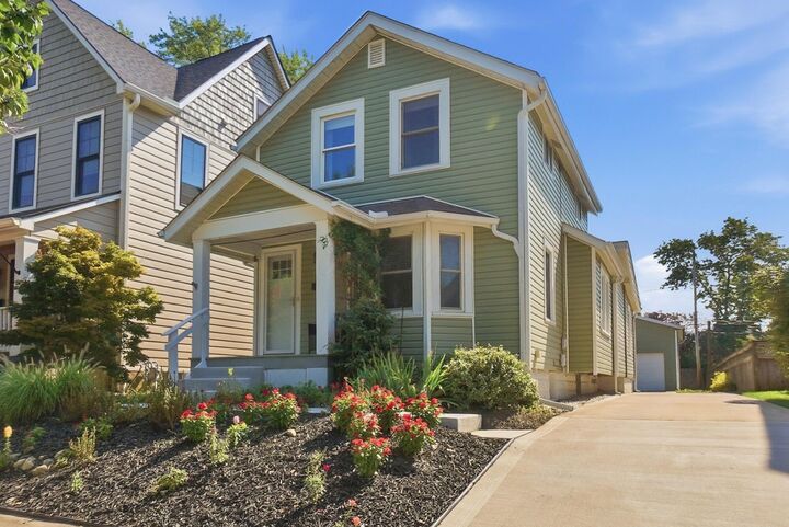 Property Photo:  1300 Ashland Avenue  OH 43212 