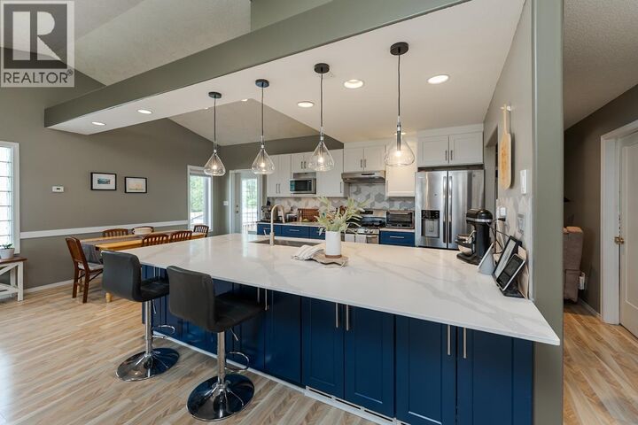 Property Photo: 5463 Heyer Road BC V2N 6J3