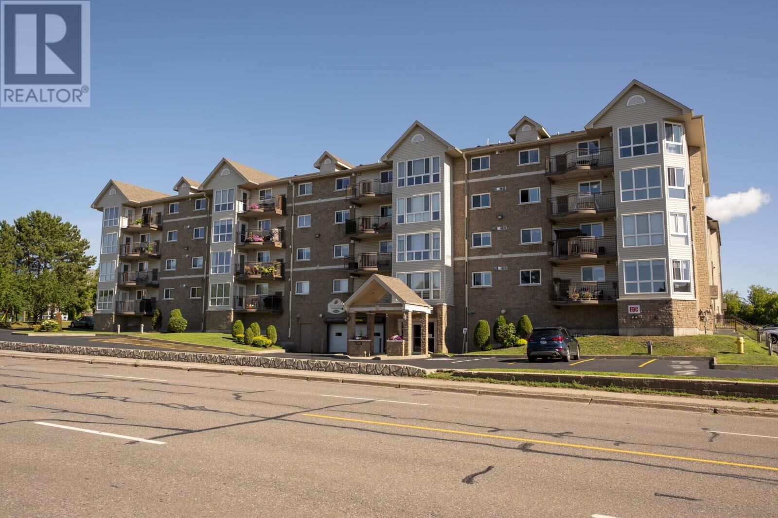 Property Photo: 101 - 620 Red River Rd ON P7E 6S1