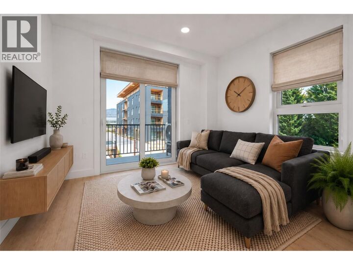 Property Photo: 620 Coronation Avenue 312 BC V1Y 7A1