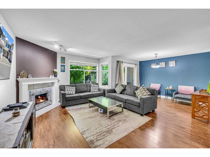 Property Photo: 8260 162A Street 202 BC V4N 0P6