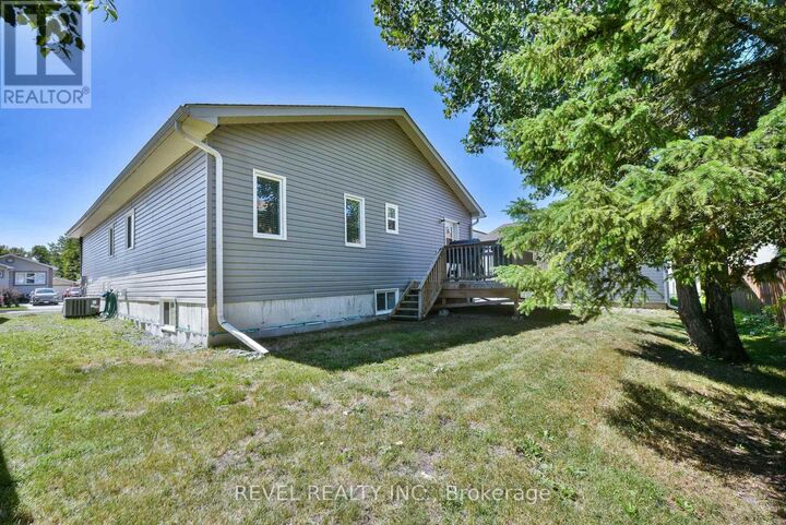 Property Photo: 62 J.v. Bonhomme Boulevard ON P4P 0A2