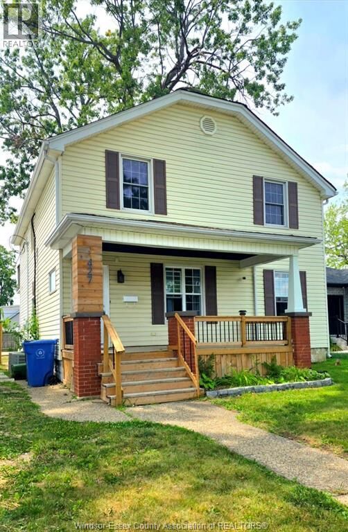 Property Photo:  427 Cameron  ON N9B 1Y9 