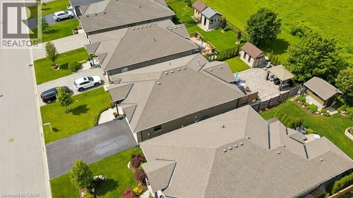 Property Photo: 30 Duncan Court ON N1M 0E9