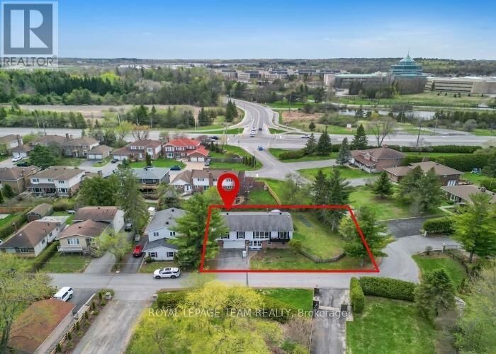 Property Photo:  136 James Cummings Avenue  ON K2H 8E1 