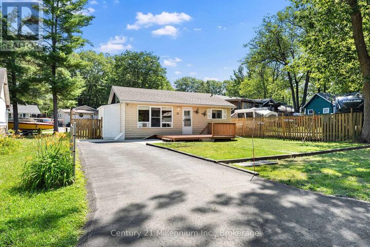 Property Photo: 25 Glendale Avenue ON L9Z 2T1