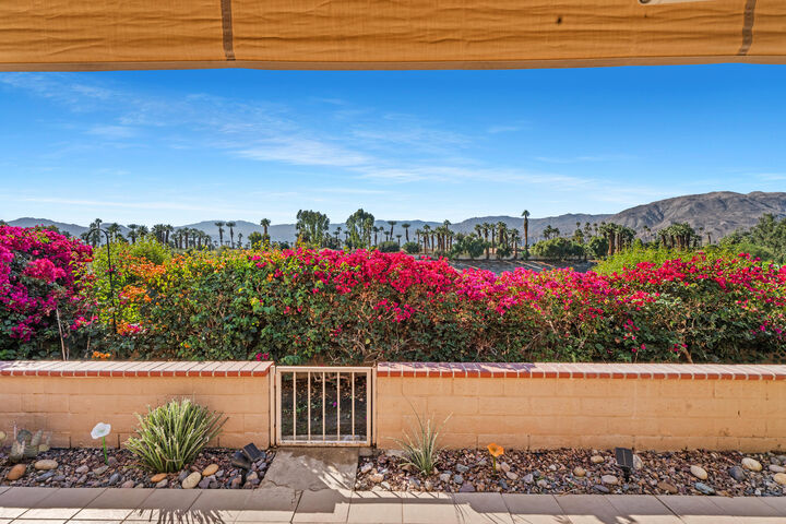 Property Photo: 83 Conejo Circle CA 92260