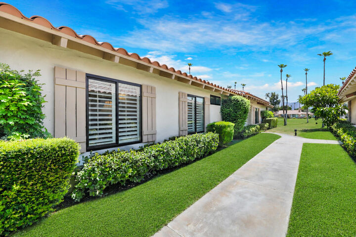 Property Photo:  175 Las Lomas  CA 92260 