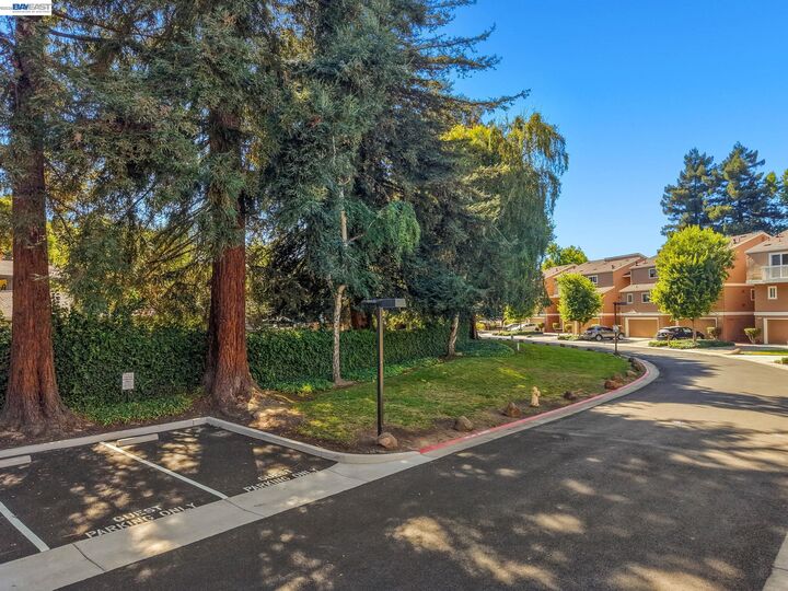 Property Photo: 37886 Bright Cmn CA 94536