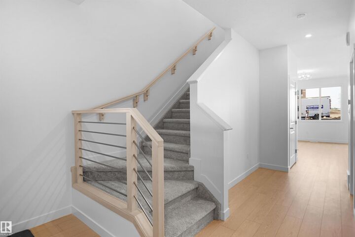 Property Photo: 924 17 Avenue NW AB T6T 2X2