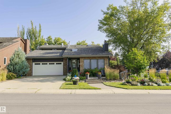 Property Photo: 15104 42 Avenue NW AB T6H 5L6
