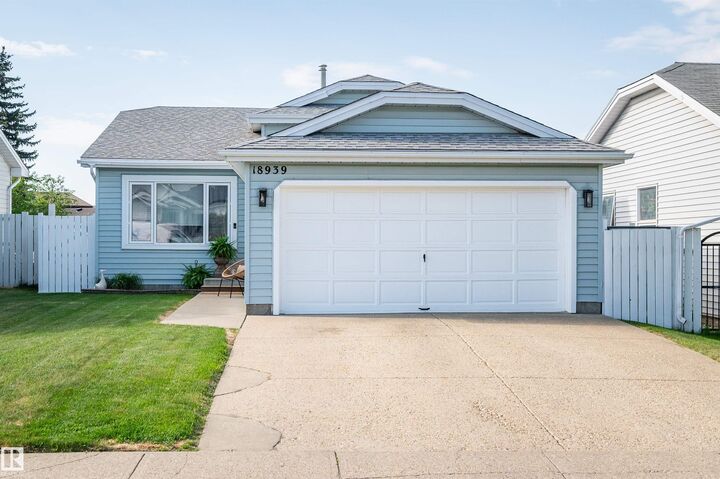Property Photo: 18939 78 Avenue NW AB T5T 5H8