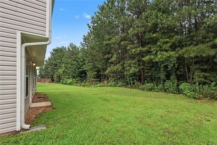 Property Photo:  231 Lantana Crossing  GA 30132 