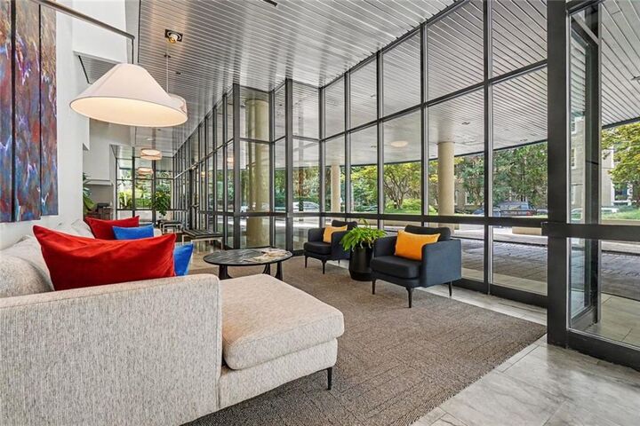 Property Photo: 1130 Piedmont Avenue NE 1610 GA 30309