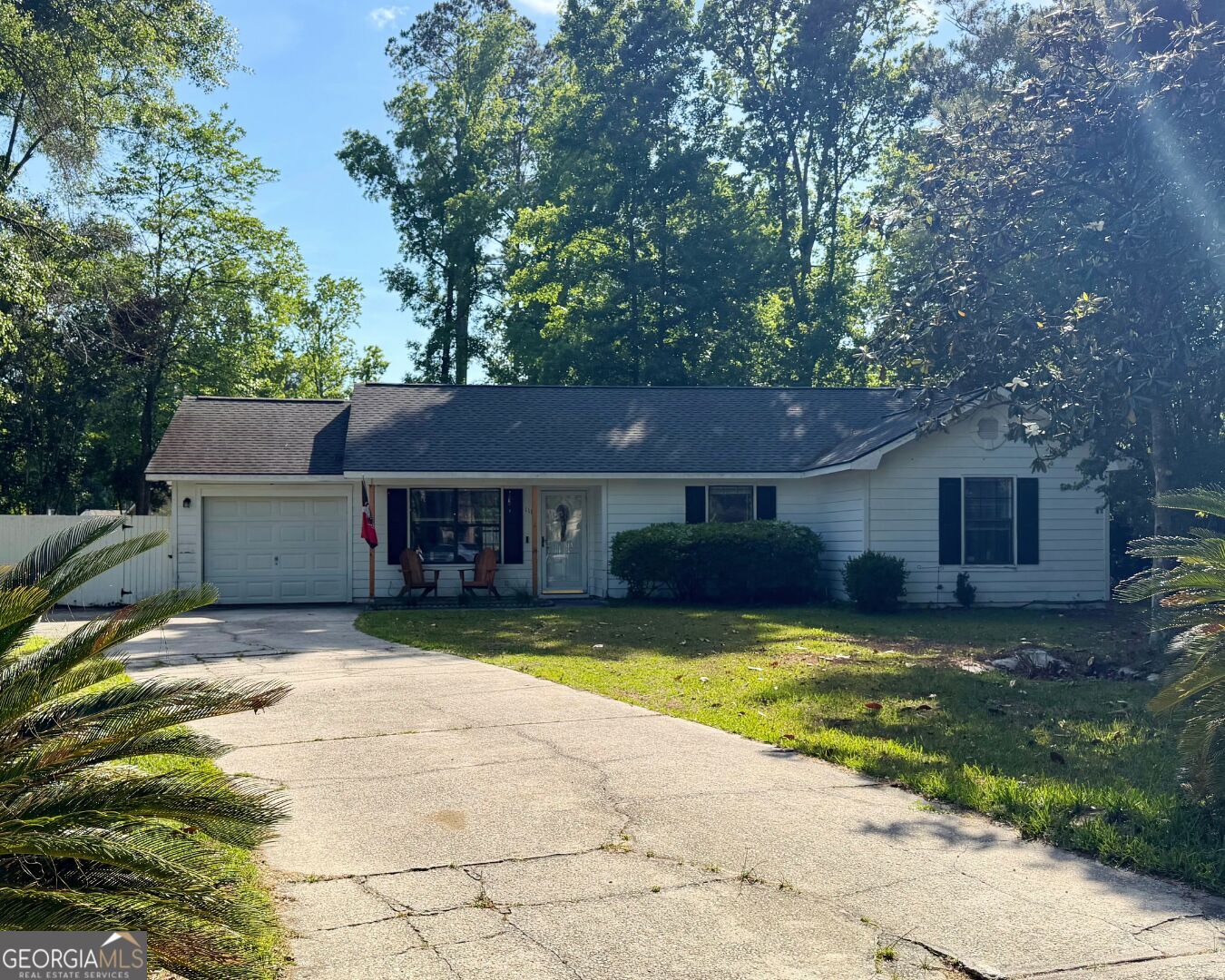 Property Photo: 118 Crestwood Court GA 31548