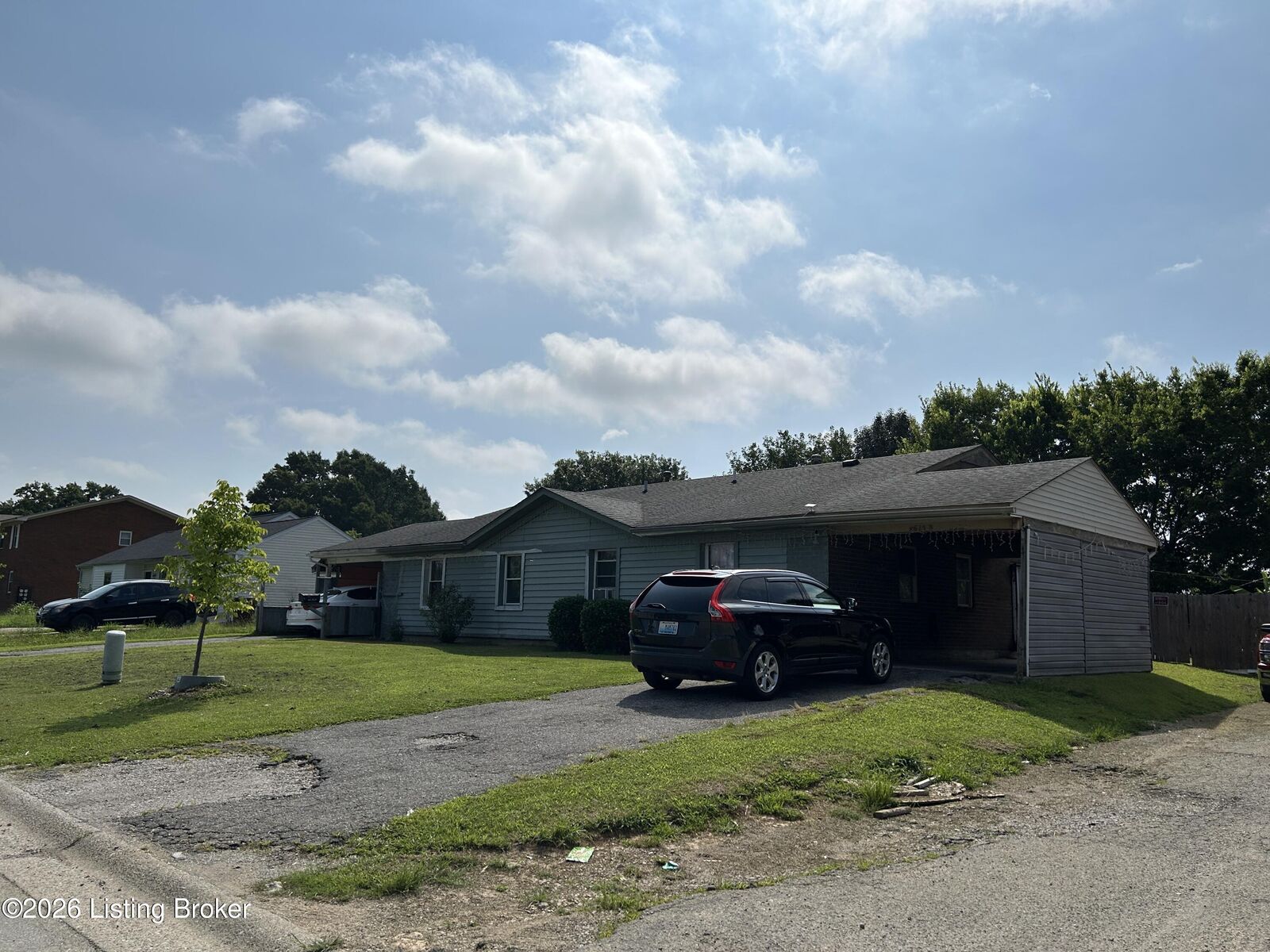 Property Photo: 4615 Beechbrook Rd A &Amp B KY 40218