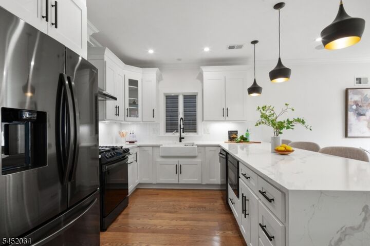 Property Photo: 204 Bowers St NJ 07307