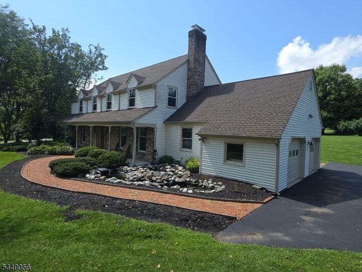 Property Photo:  1 Chrystal Dr  NJ 08833 