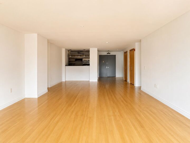 Property Photo:  150 Bay St Ph11  NJ 07302-5918 