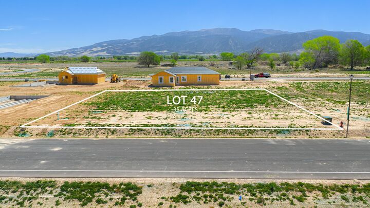 Property Photo:  2452 N Locust St  UT 84721 