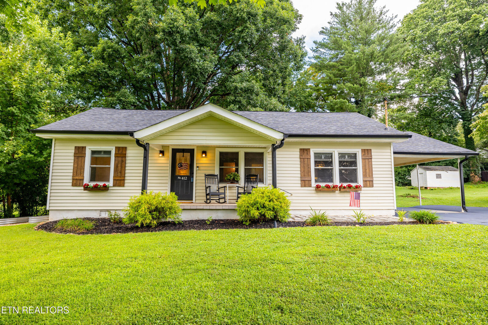 Property Photo: 412 Dogwood Drive TN 37804