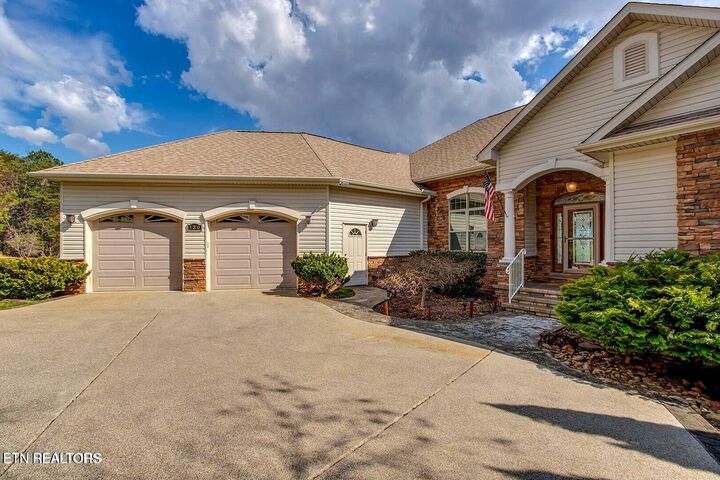 Property Photo: 130 Lake Vista Drive TN 37742