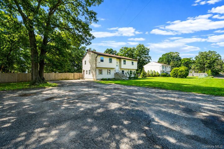 Property Photo: 452 Ocean Avenue NY 11722