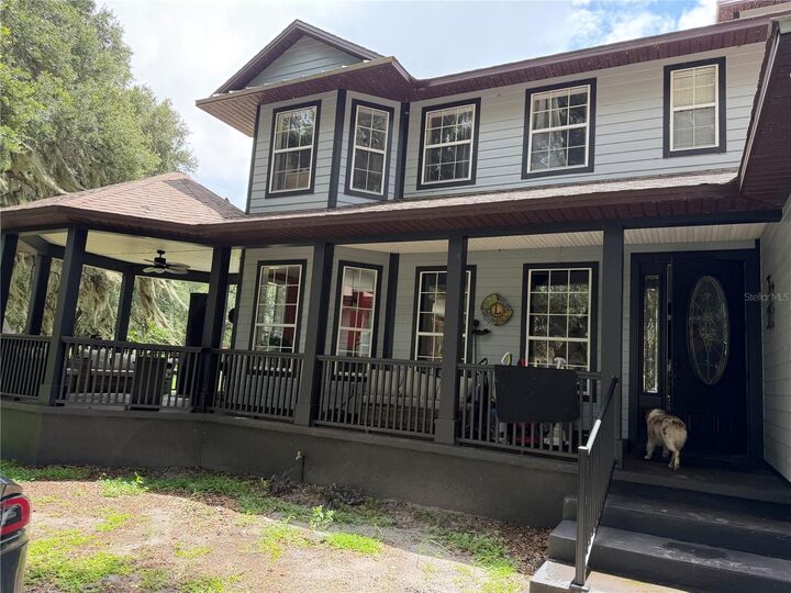 Property Photo:  18900 Lakeview Drive  FL 34715 