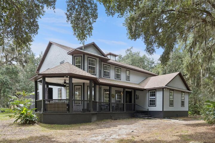 Property Photo:  18900 Lakeview Drive  FL 34715 