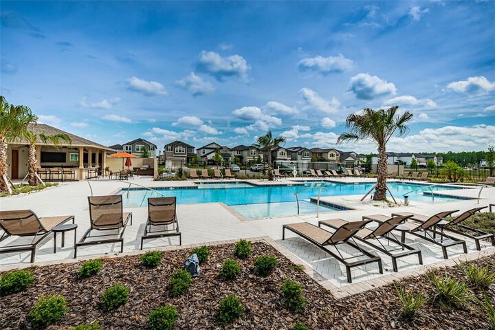 Property Photo:  8327 Crescent Oaks Drive  FL 34655 